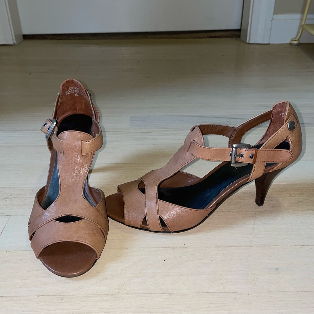 Nine West Women’s Heels Size 6